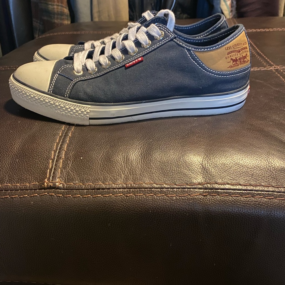 Mens Levi casual shoes